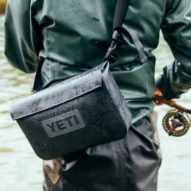 Гермосумка поясная YETI Side Kick Dry 3 л цвет Classic Navy фото 2